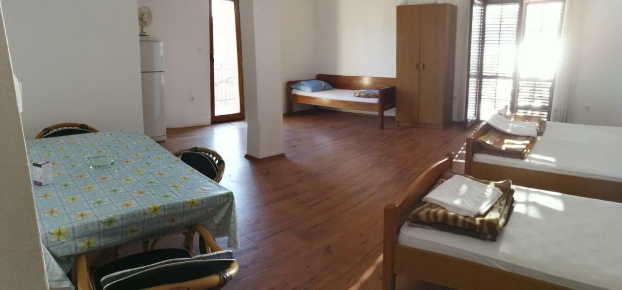 Apartmani Marin Селине Экстерьер фото