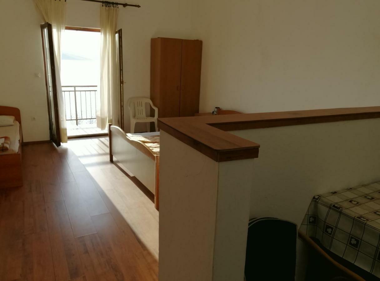 Apartmani Marin Селине Экстерьер фото