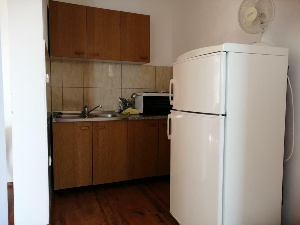Apartmani Marin Селине Экстерьер фото